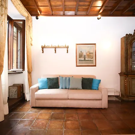 Domus Minelli Navona By Ghor アパート