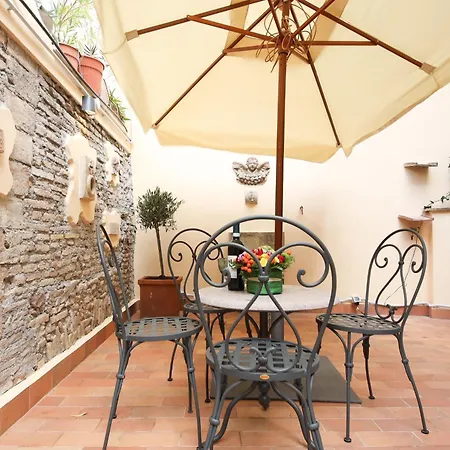 Apartment Domus Minelli Navona By Ghor