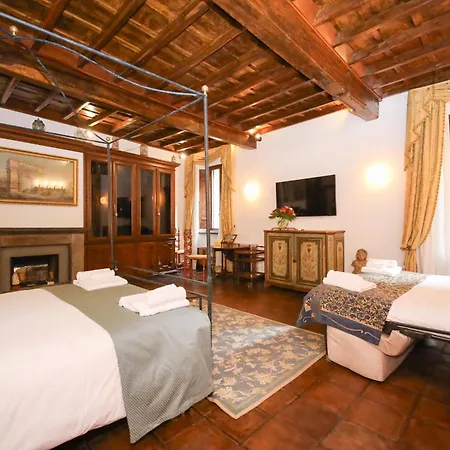 Domus Minelli Navona By Ghor *