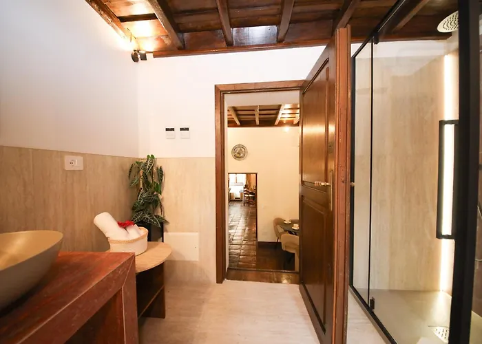 Domus Minelli Navona By Ghor